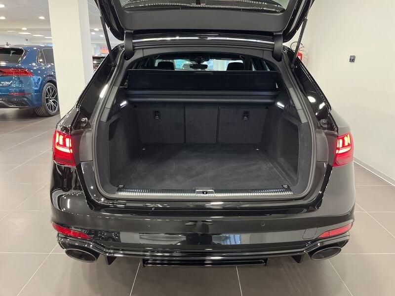 Audi A4 Audi RS 4 Avant Competition 331(450) kW(CV) tiptronic