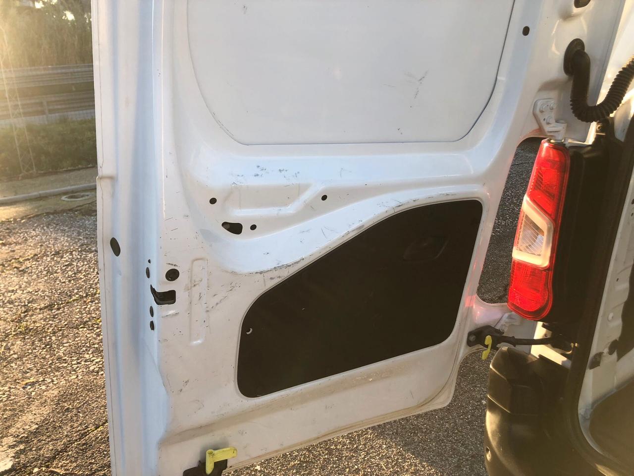 Opel Combo Cargo 1.5d 75cv L1H1 Edition mt5 E6.