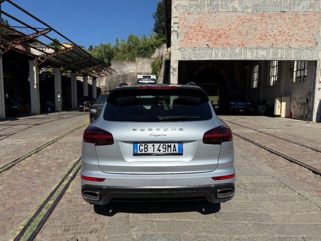 PORSCHE Cayenne PLATINUM EDITION