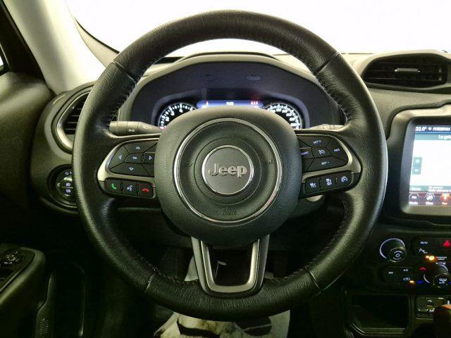 JEEP Renegade 1.3 T4 DDCT Limited ACC Navi 8,4