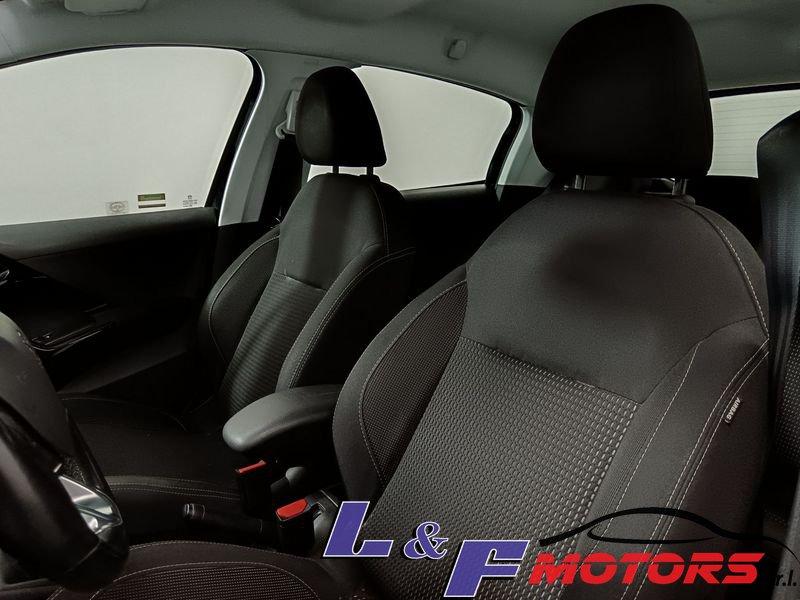Peugeot 208 1.2 BENZ. ALLURE 5 P