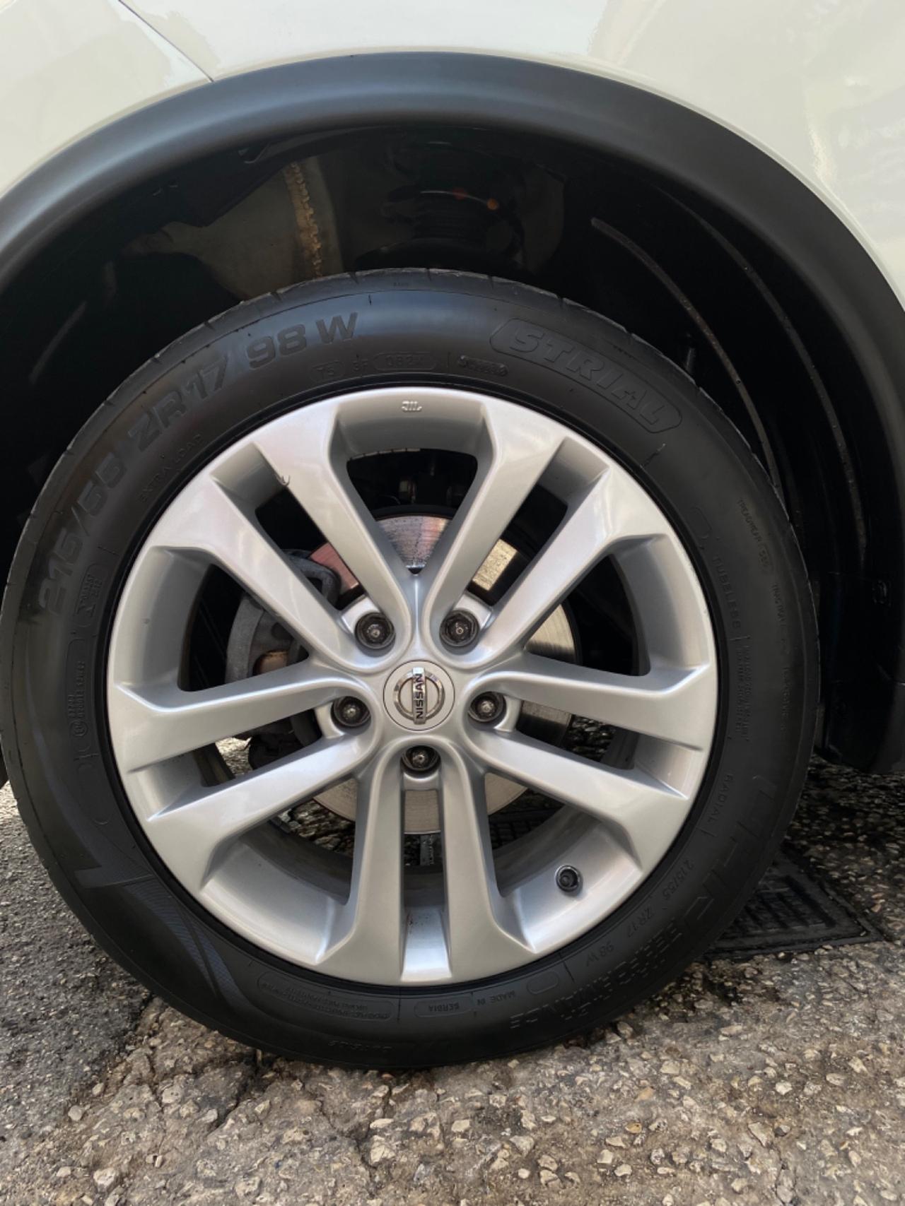 Nissan Juke 1.6 GPL Visia