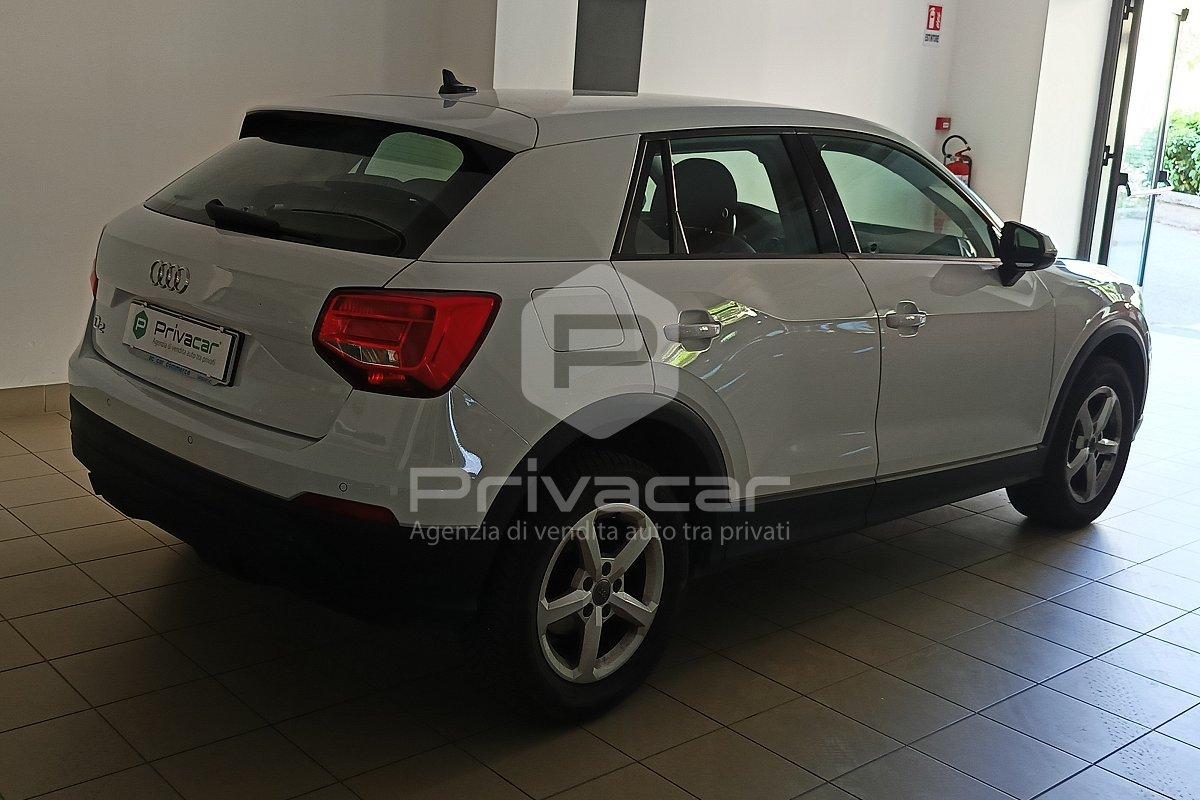 AUDI Q2 30 TDI S tronic Business