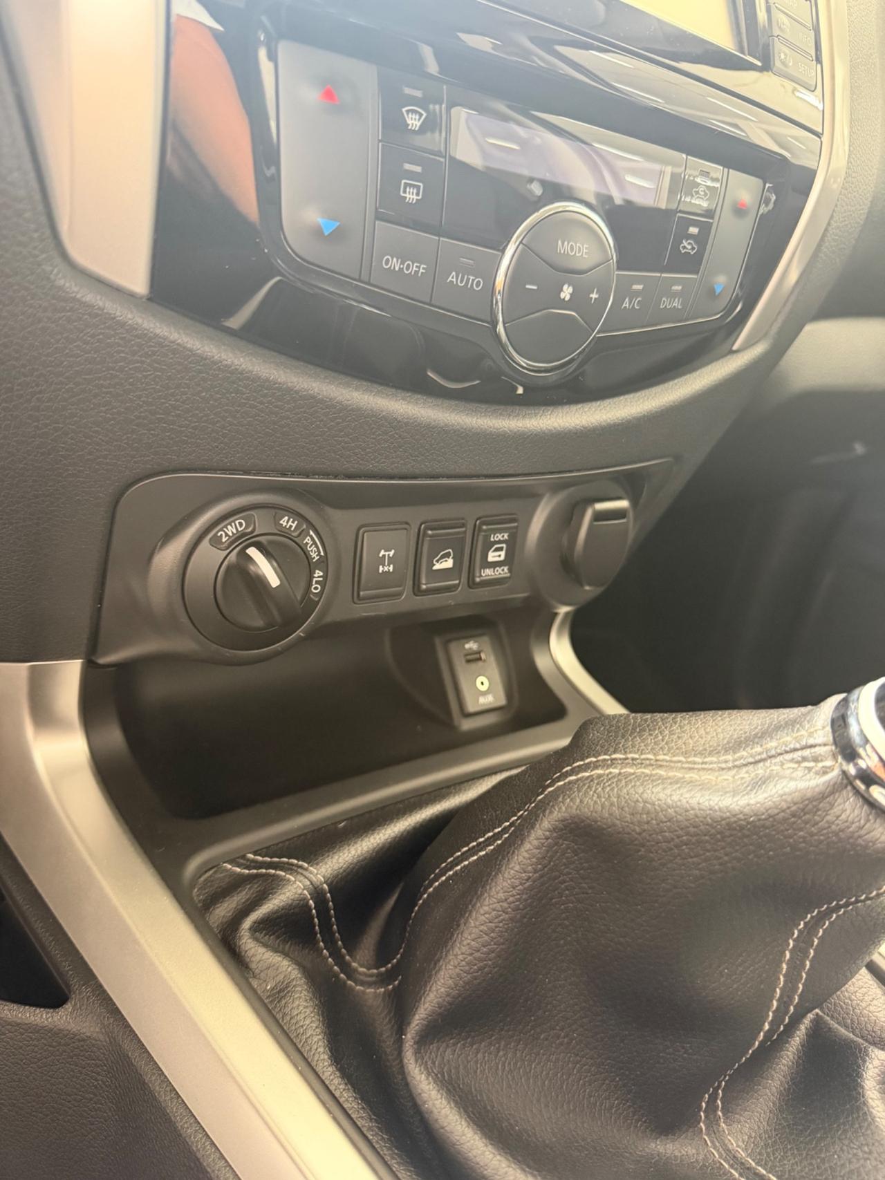 Nissan Navara 2.3 dCi 4WD N-Connecta FINANZIABILE