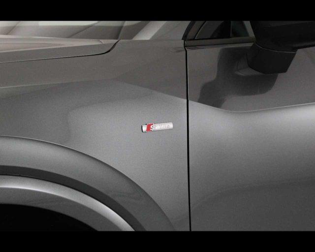 AUDI Q2 35 TDI S tronic S line Edition