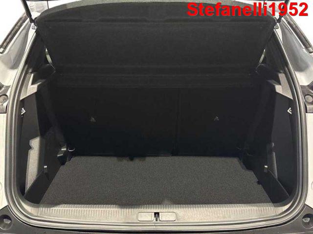 PEUGEOT 2008 1.2 hybrid Allure 136cv e-dcs6