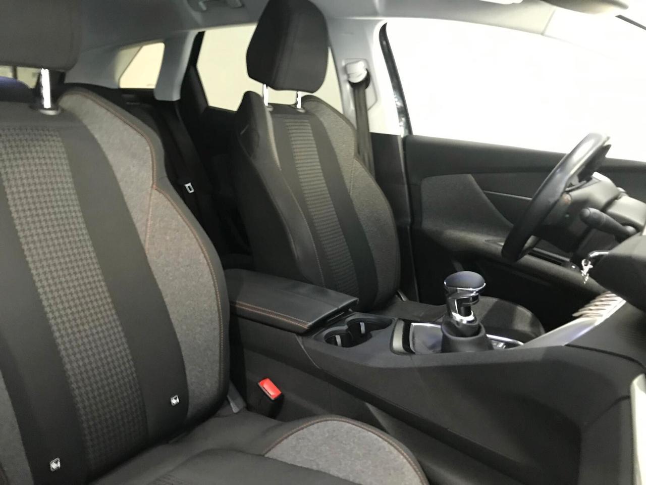 Peugeot 3008 BlueHDi 120cv Business km 95000