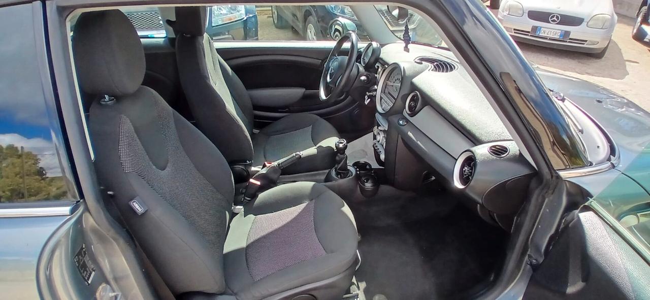 Mini One 1.4 16V Ray - 2010 Neopatentati