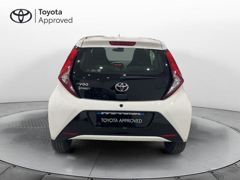 Toyota Aygo Connect 1.0 VVT-i 72 CV 5 porte x-cool