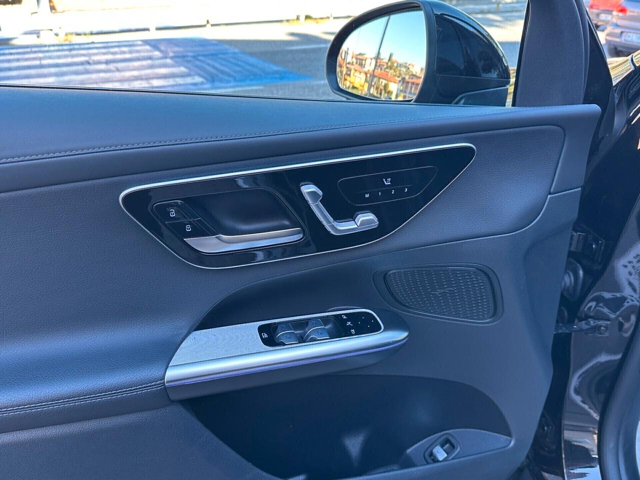 Mercedes-benz GLC 220 d 4M. AMG Premium_PANORAMA_FARI DIGITAL LED_ CAMERA 360_HEAD-UP_BLACK