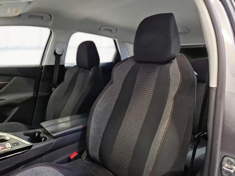 PEUGEOT 3008 BLUEHDI 130 EAT8 SES BUSINESS 5 PORTE SUV