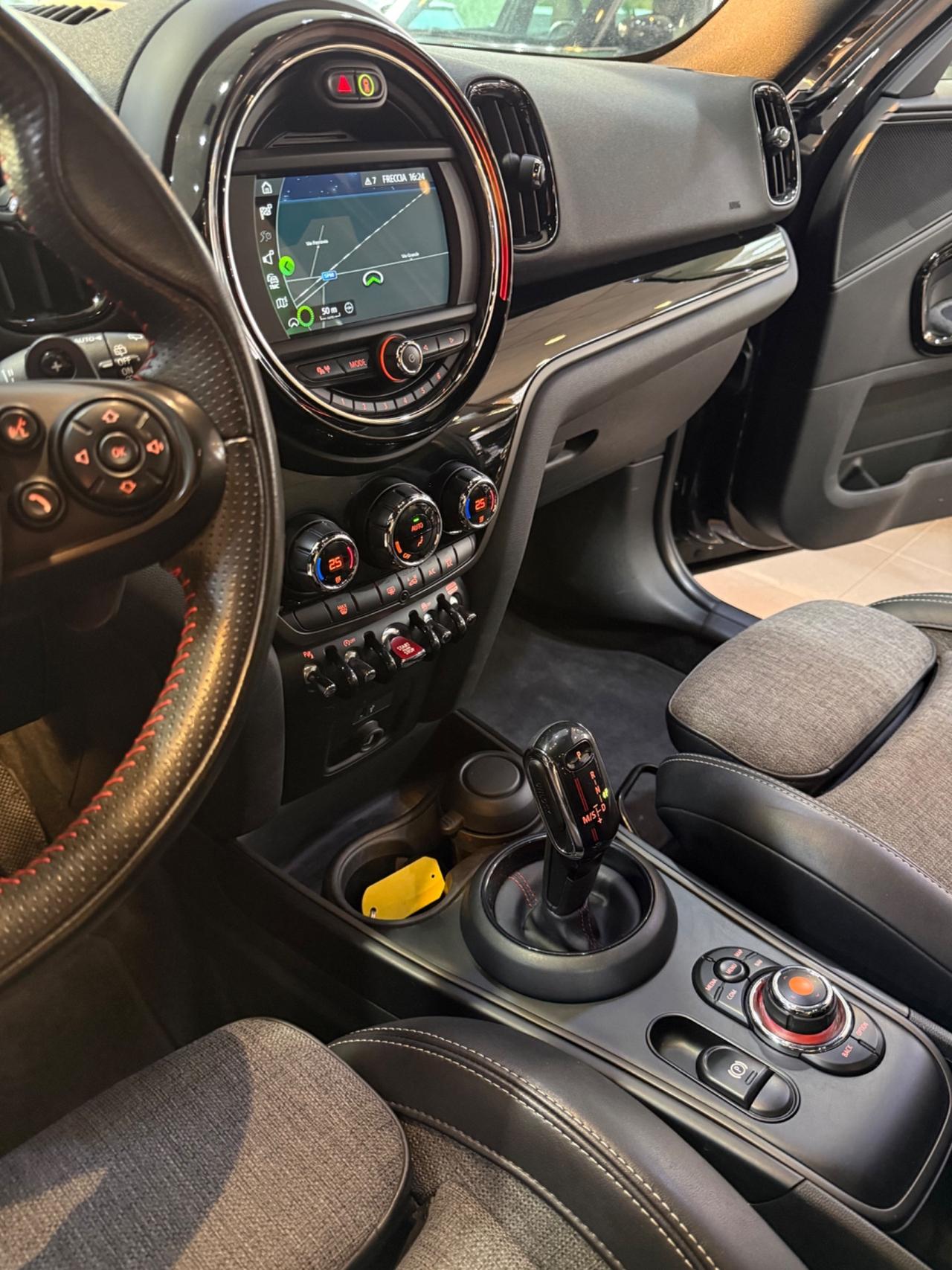 Mini Cooper SD Countryman 2.0 D Hype