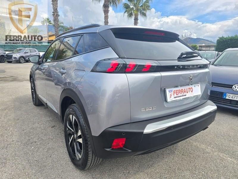 Peugeot 2008 100CV ALLURE NAVI FULL !