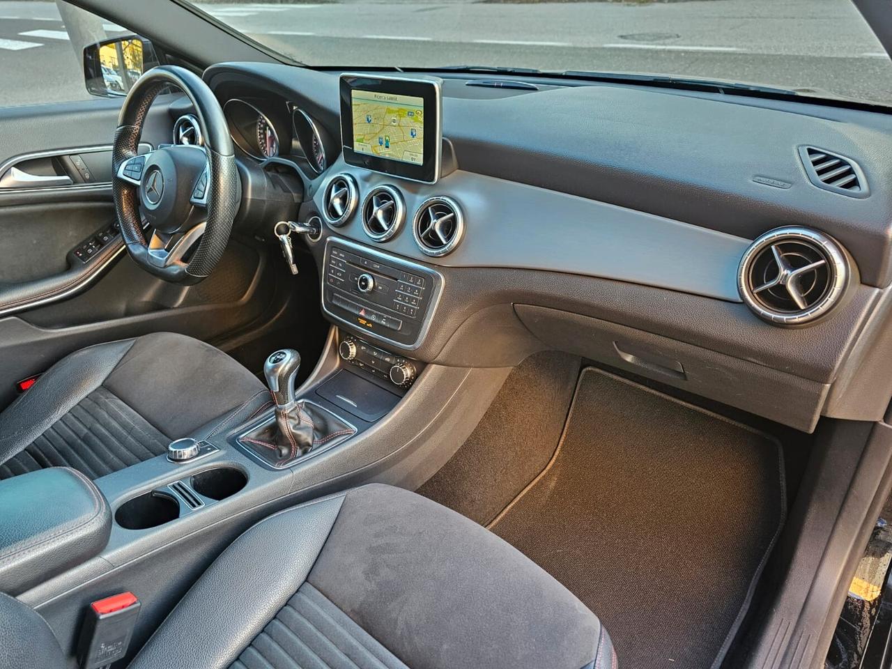 Mercedes-benz CLA 200d 136cv Shooting Brake Premium*AMG*