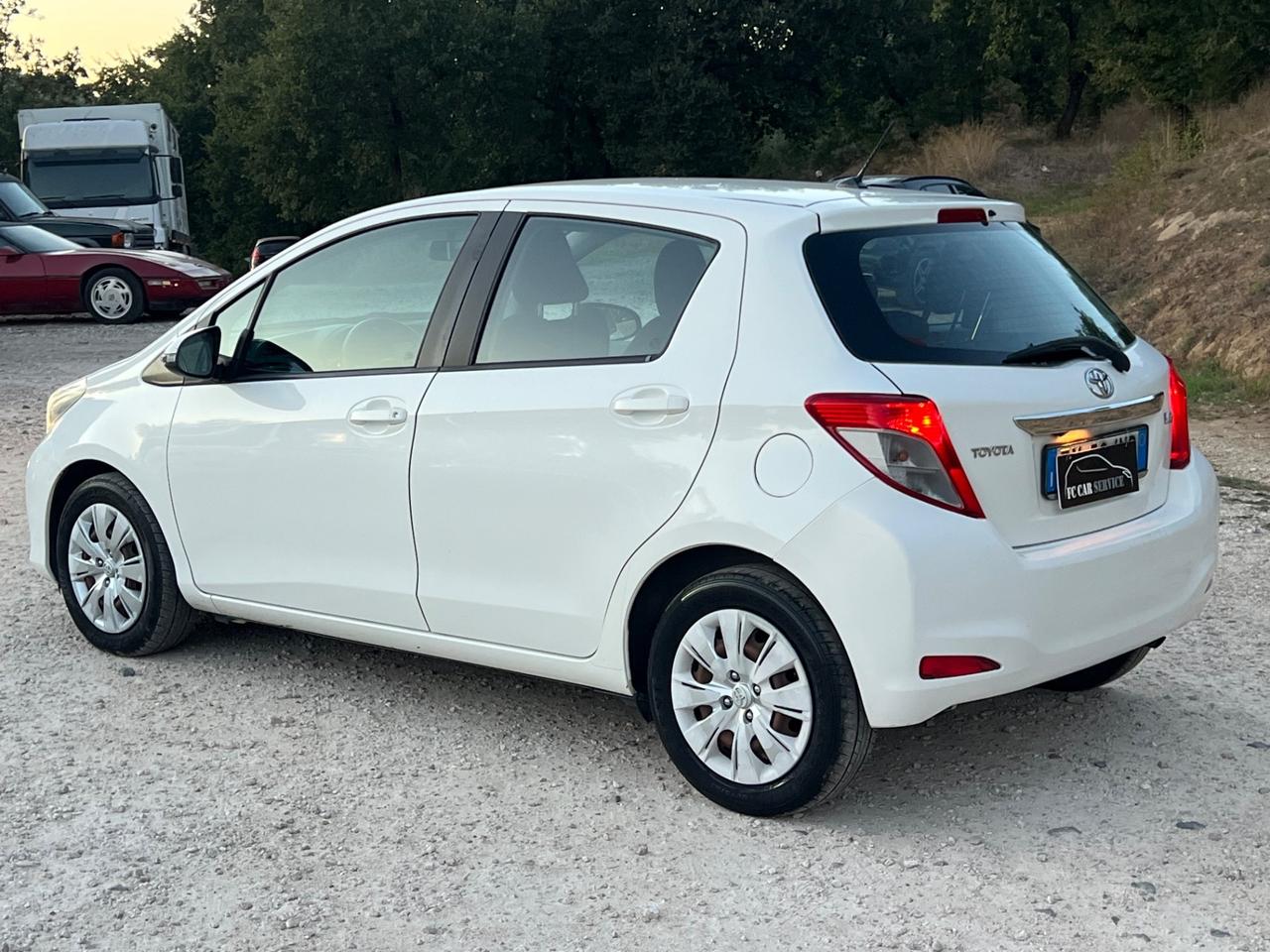Toyota Yaris 1.0 5 porte Active Permute Rate Garanzia