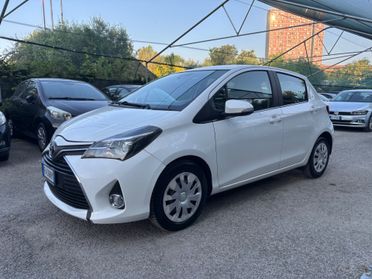 Toyota Yaris 1.0 5 porte Lounge OK NEOPATENTATI