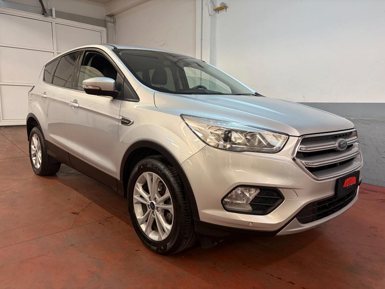 Ford Kuga 1.5 TDCI 120 CV S&S 2WD Powershift Edition
