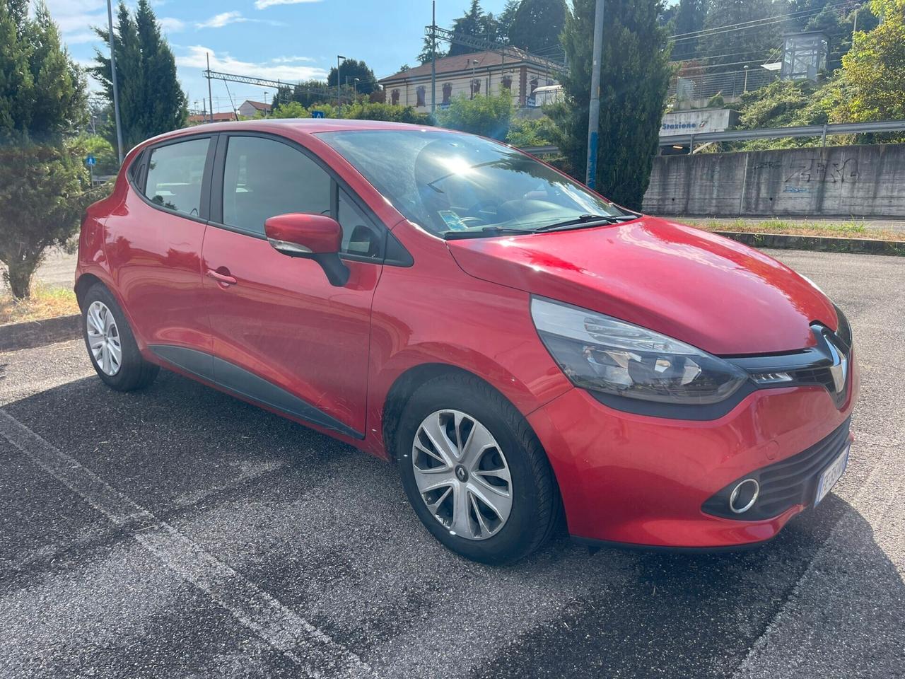 Renault Clio dCi 8V 75CV Start&Stop 5 porte Energy Life Ok neopatentati