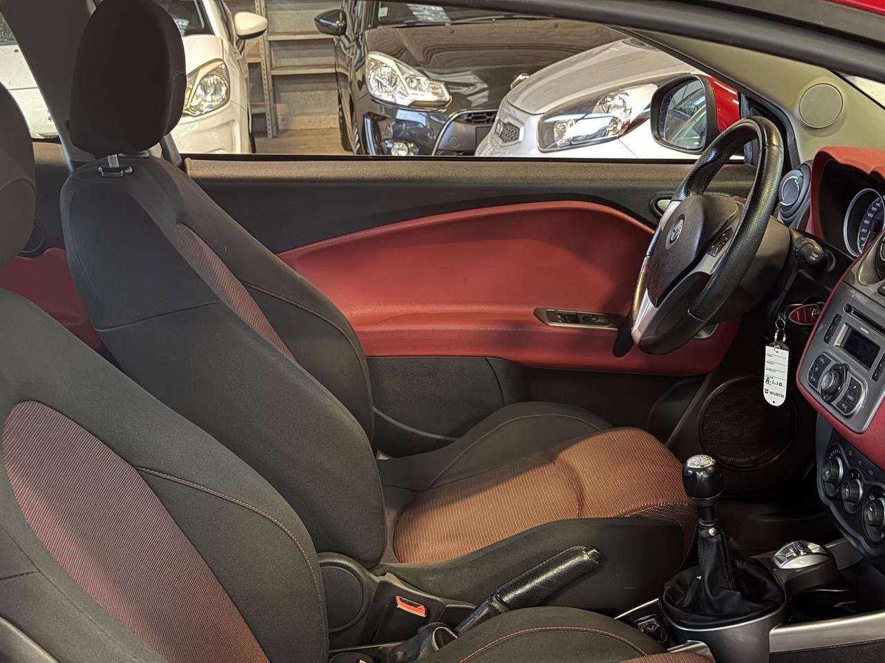 Alfa Romeo MiTo 1.4 78 CV Distinctive Sport Pack