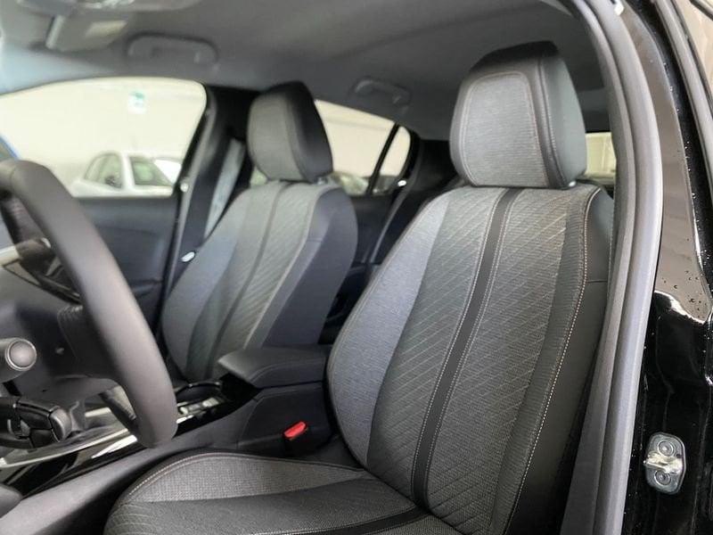 Peugeot 208 Allure PureTech 100 S&S