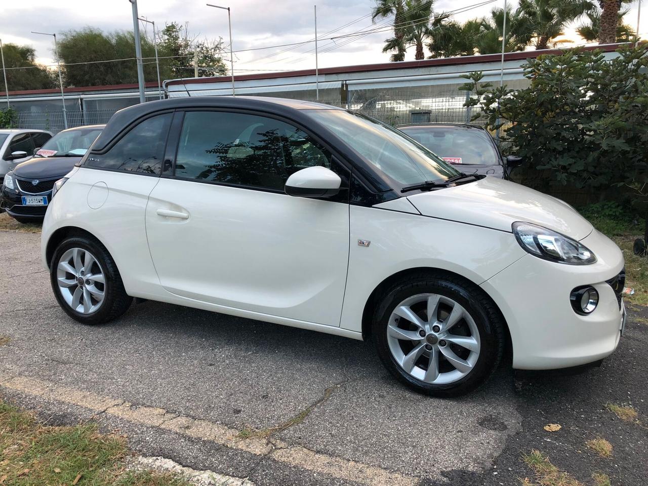 Opel Adam 1.4 87 CV GPL Tech Unlimited