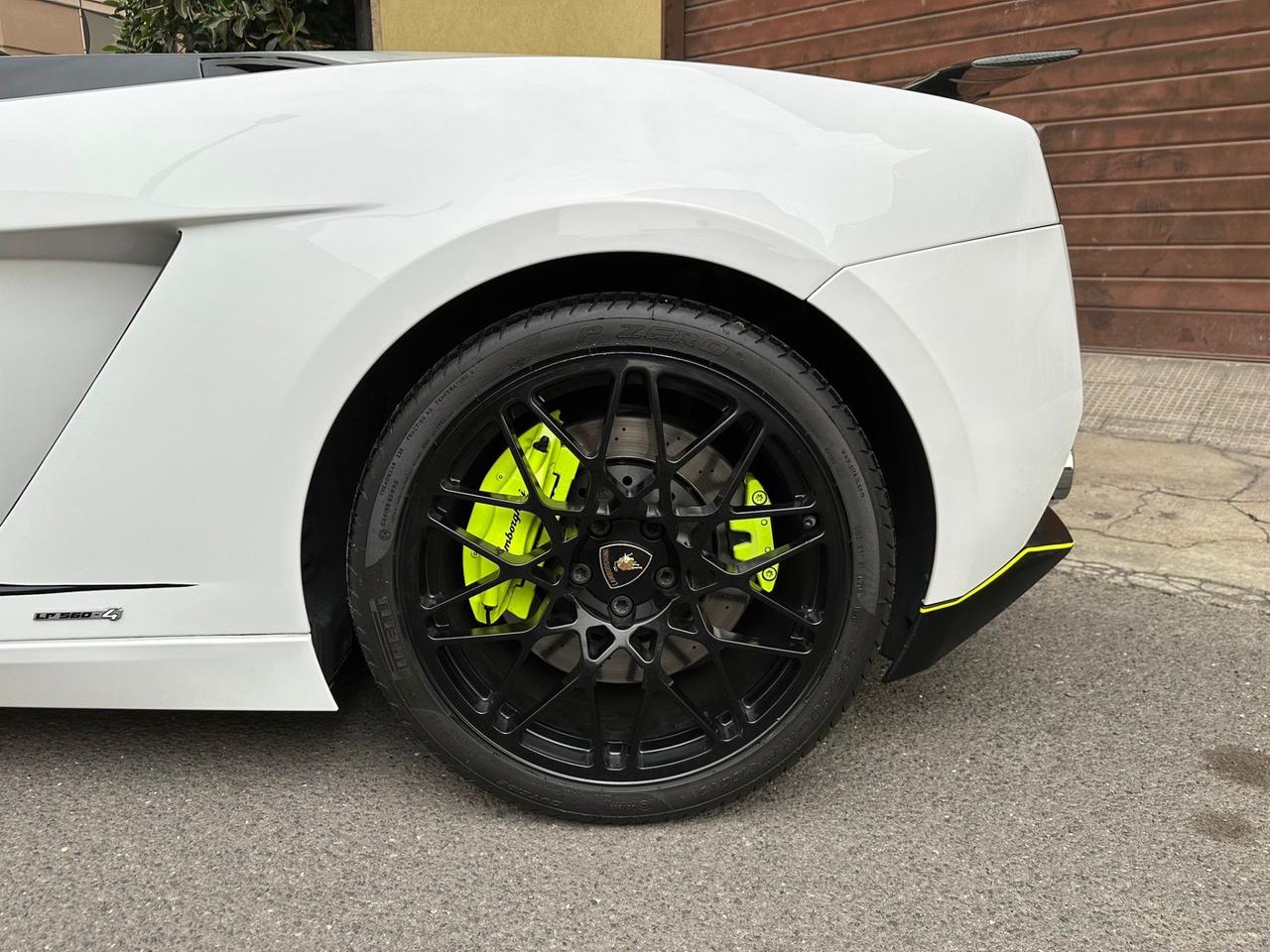 Gallardo 5.2 V10 LP560-4 Spyder/permute/