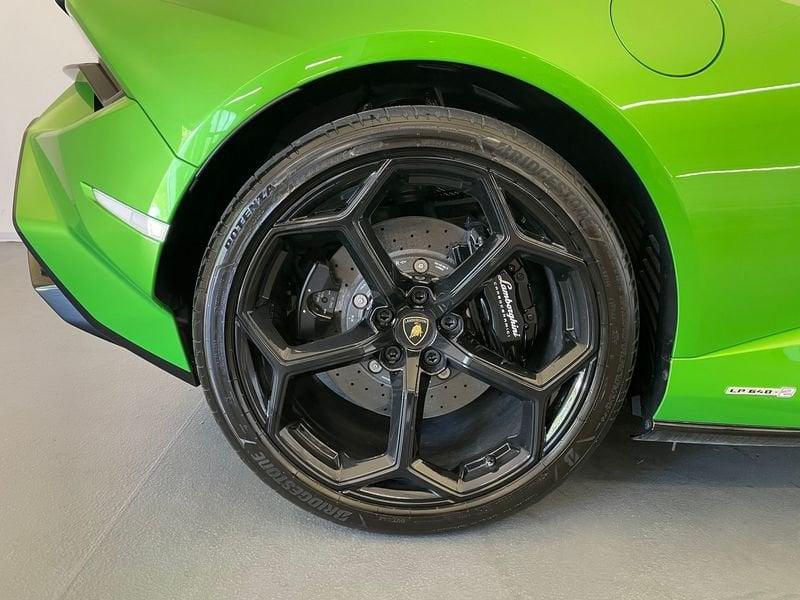 Lamborghini Huracán 5.2 V10 Tecnica RWD Coupé