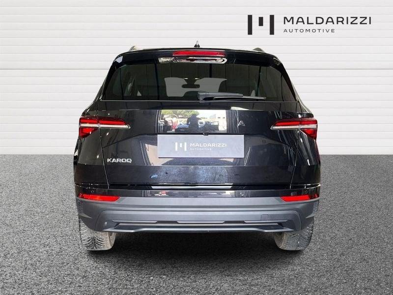 Skoda Karoq 2022 1.0 tsi Executive 115cv