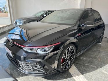 Volkswagen Golf GTI 2.0 TSI DSG