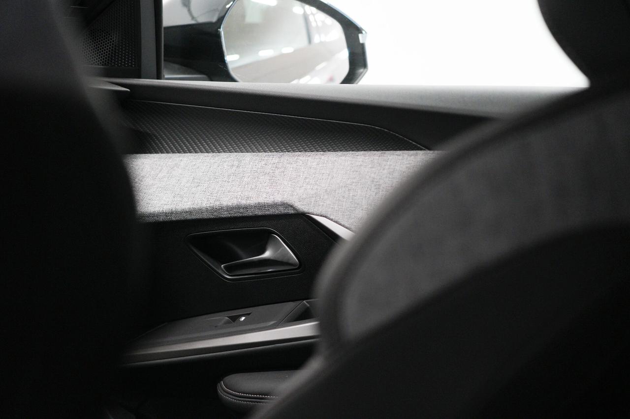 Peugeot 3008 Hybrid 136 e-DCS6 Allure