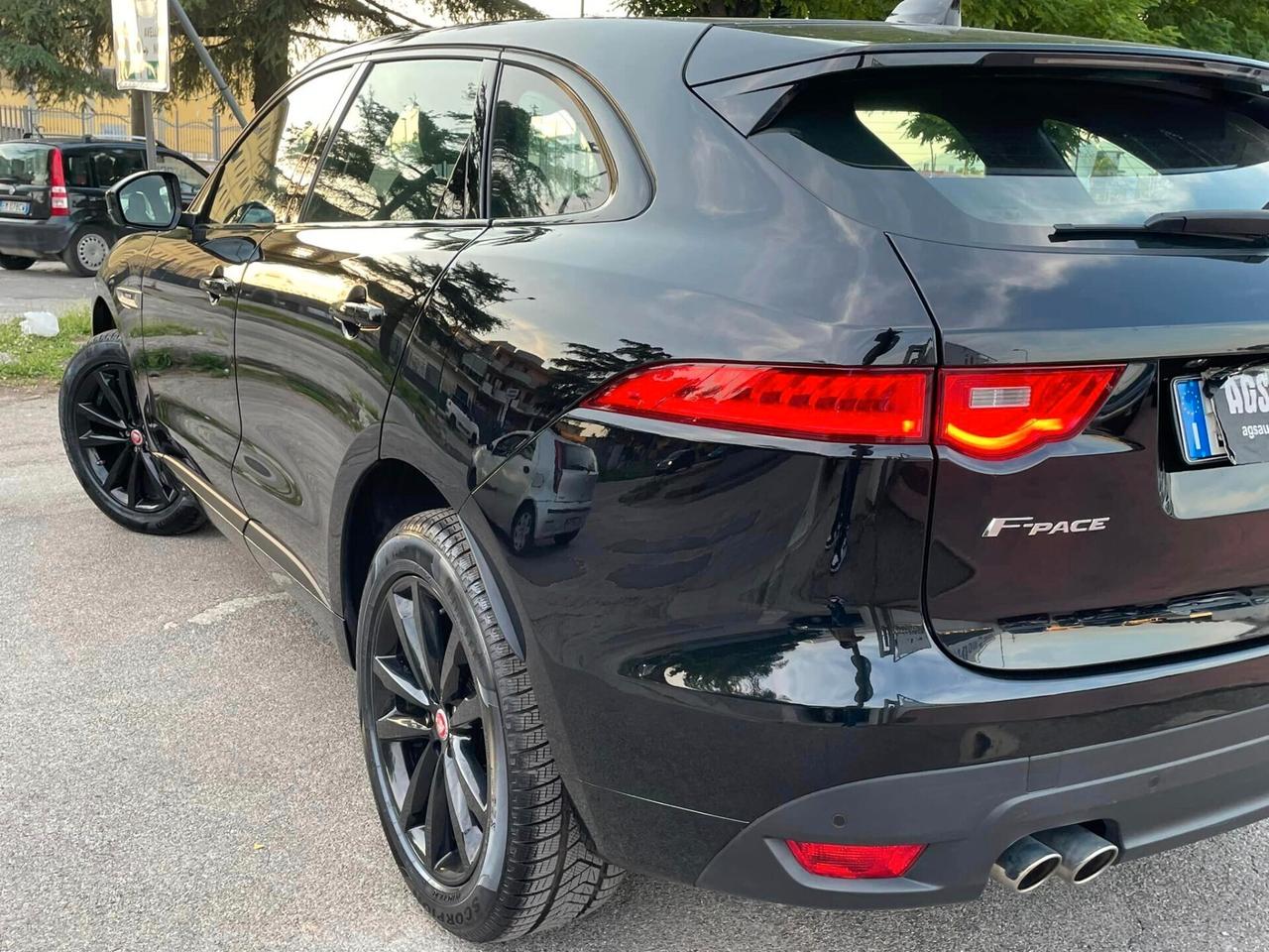 JAGUR F-PACE 2.0 180 CV AUTOMATICO