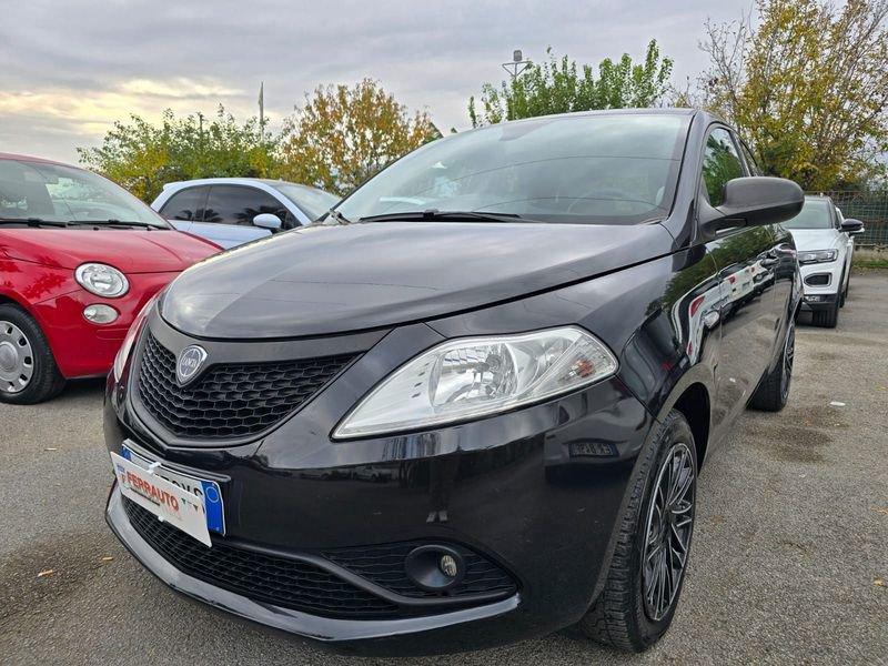 Lancia Ypsilon 1.2 69 CV 5 porte+ GPL Ecochic Gold