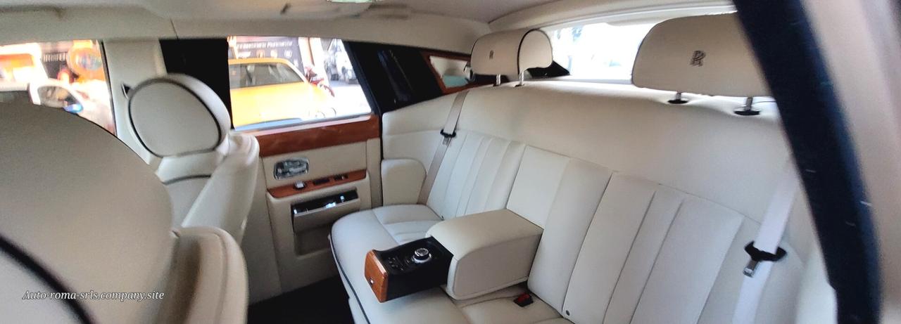 Rolls Royce Phantom 6.7 EWB