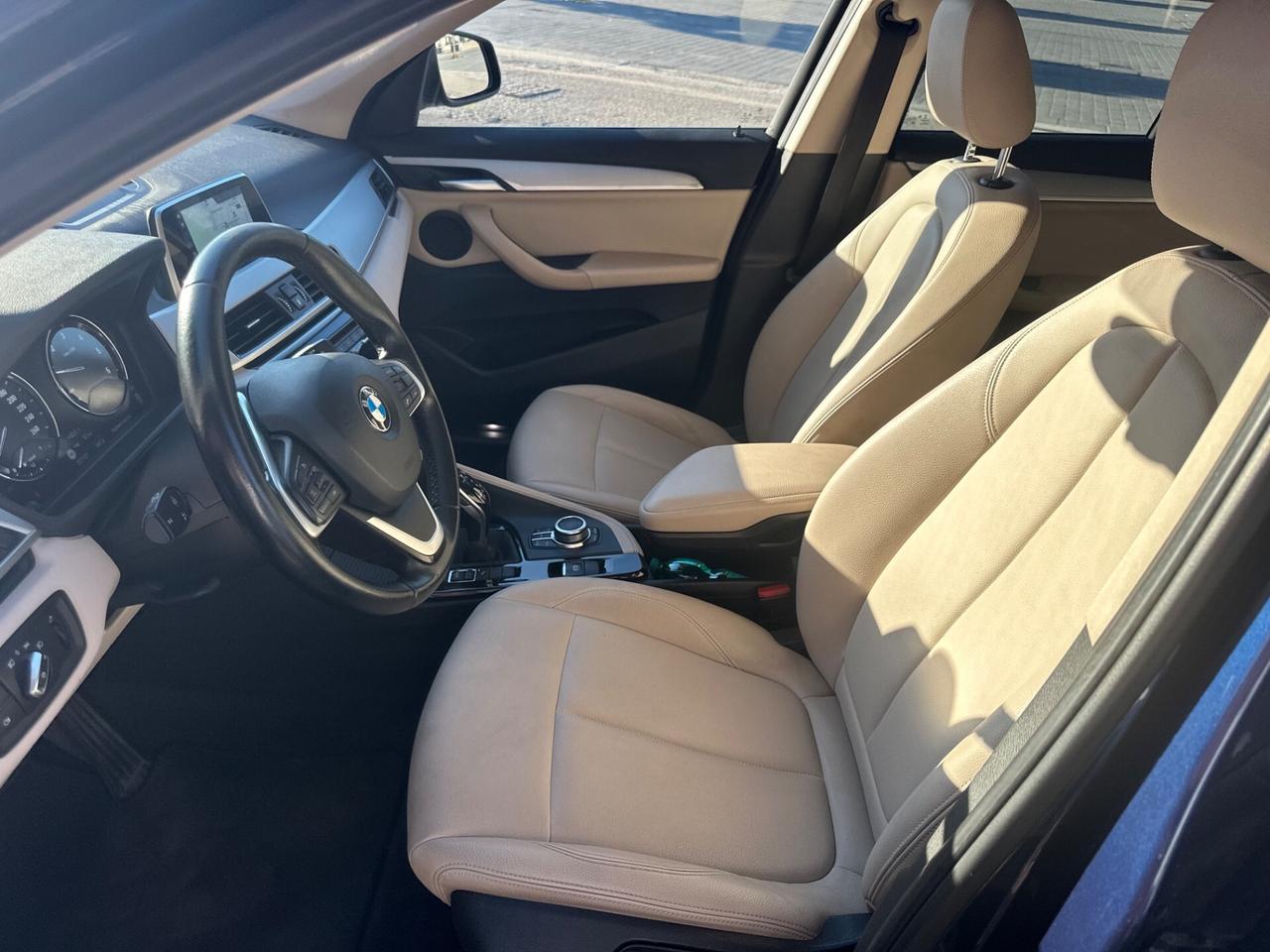BMW X1 S-DRIVE 18d AUT/NAVI/LED/R.CAMERA/UNIPRO