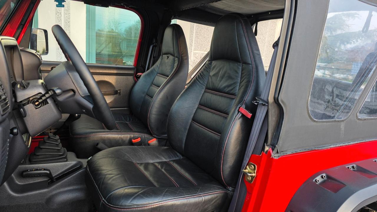 Jeep Wrangler Ponti patrol omologata aria condizionata