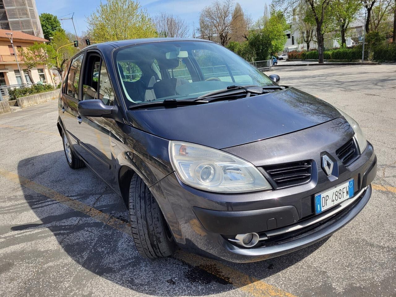 Renault Scenic Grand Scnic 1.5 dCi/105CV Serie Sp
