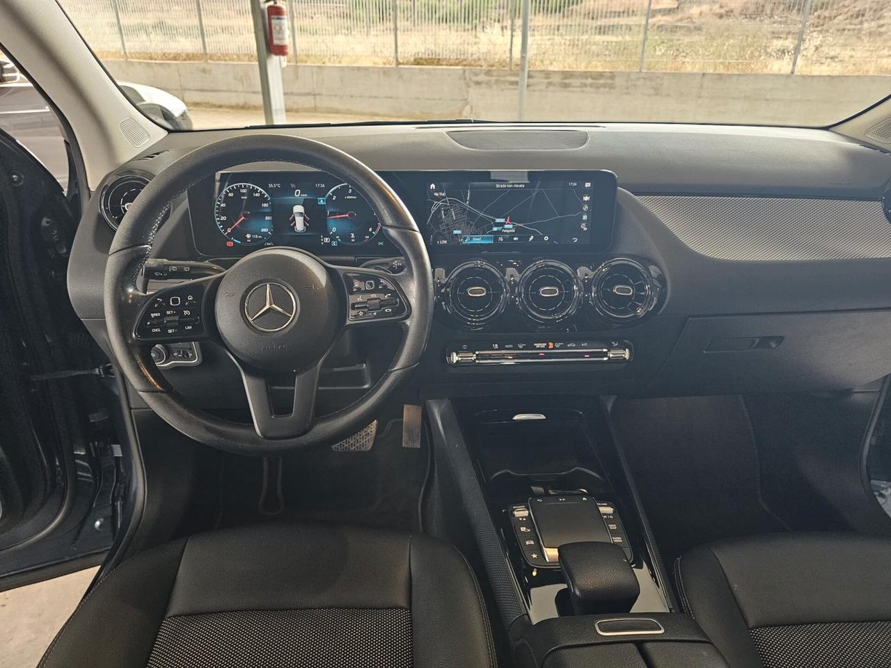 MERCEDES GLA 180 MERCEDES CDI BUSINESS 09/2020