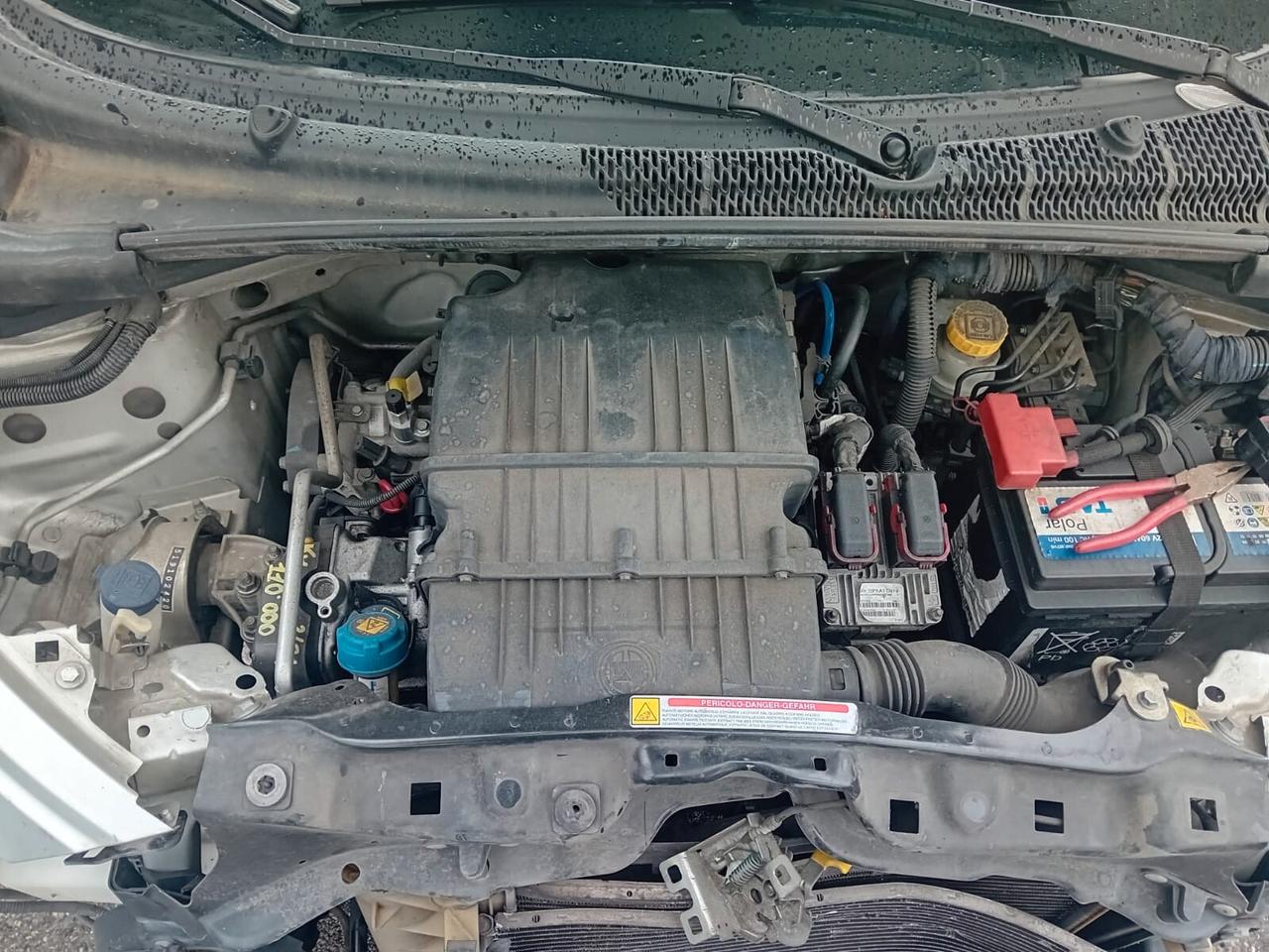 Lancia Ypsilon 1.2 8v Silver INCIDENTATA