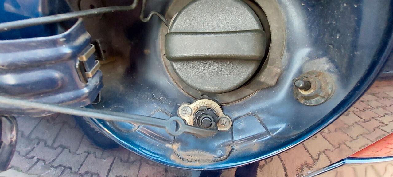 YARIS 1,0 BENZINA/GPL SCADENZA BOMBOLE NEL 2033 GOMME NUOVE IMPECCABILE