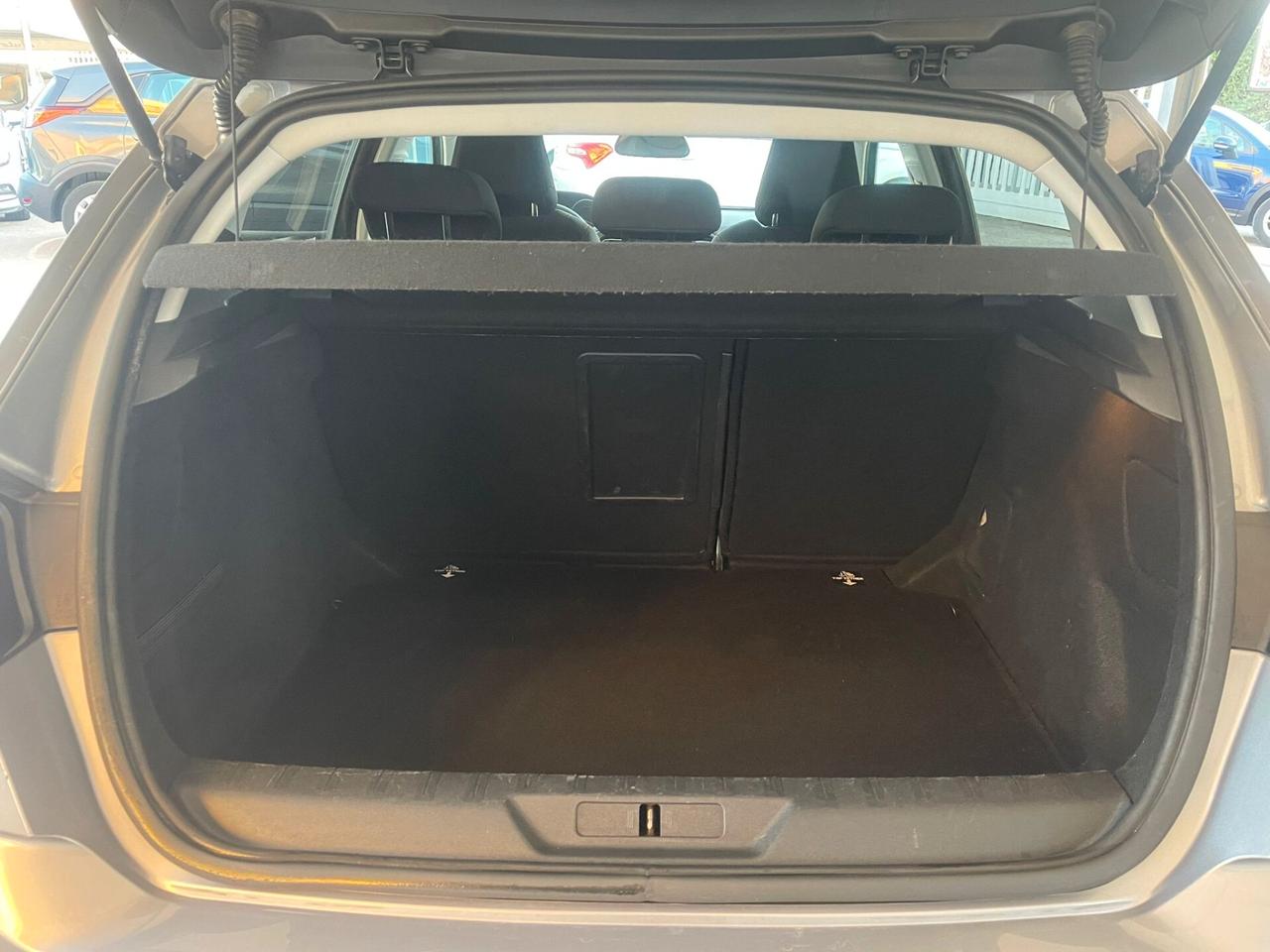Peugeot 308 BlueHDi 120 S&S Allure