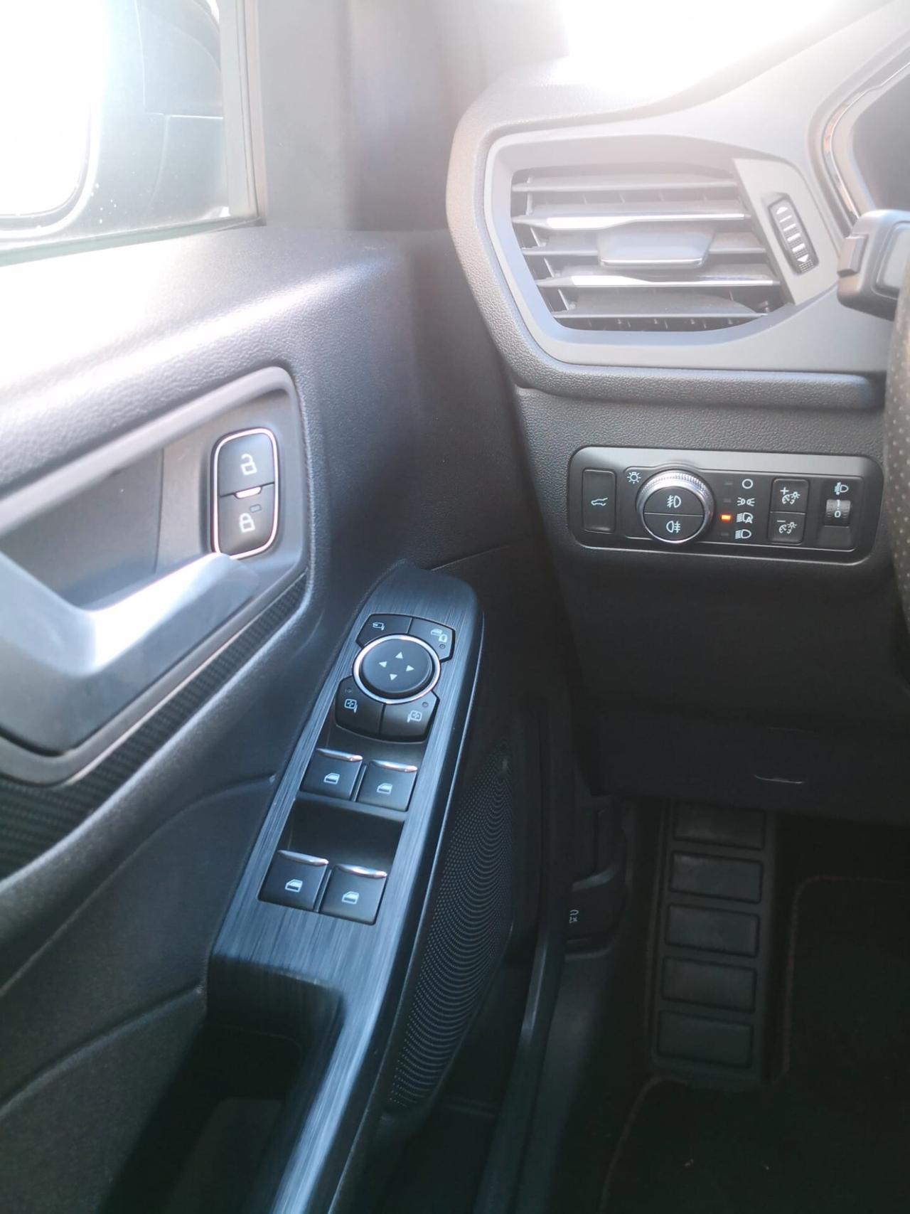 Ford Kuga 2.0 EcoBlue 150 CV aut. AWD ST-Line