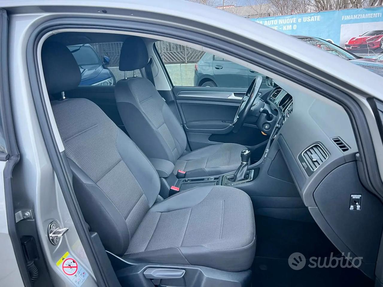 Volkswagen Golf 1.6 TDI 115 CV 5p. -CARPLAY-LED