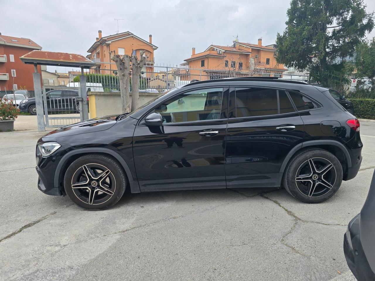 Mercedes GLA 180 d Premium auto
