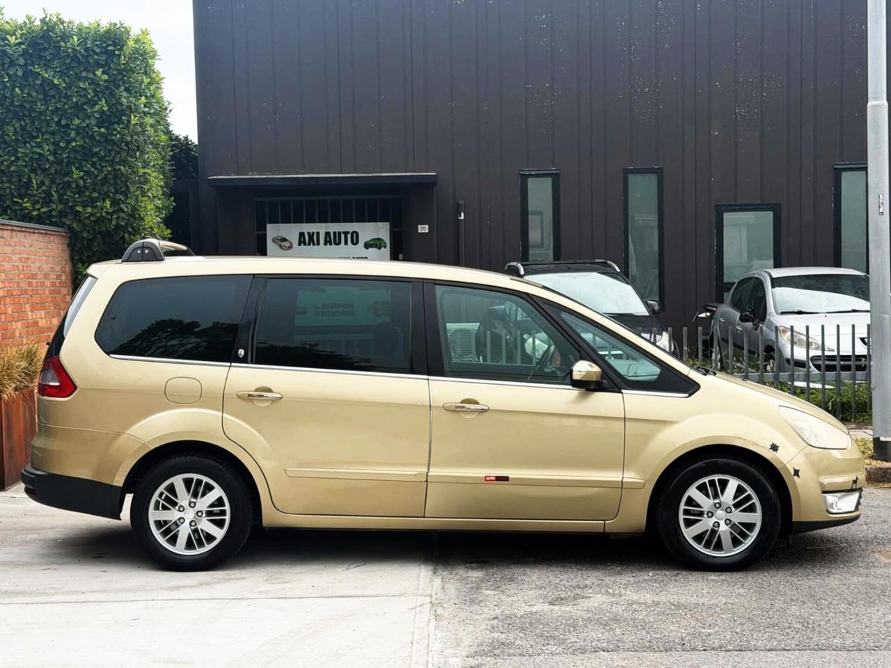 Ford Galaxy 2.0 TDCi 140 CV Ghia-7Posti-Tag.Reg-U.Prop