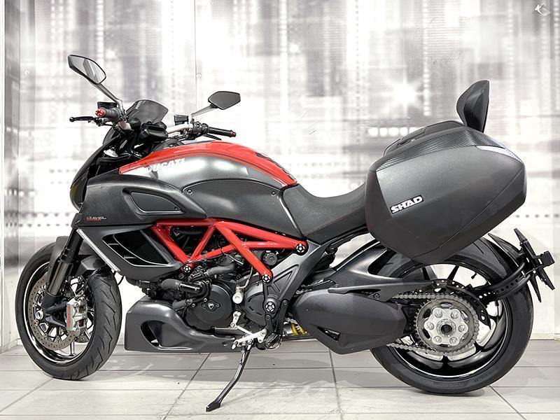 Ducati Diavel Carbon