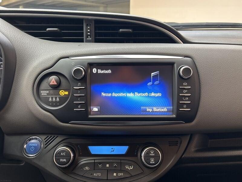 Toyota Yaris 1.5 hybrid Active