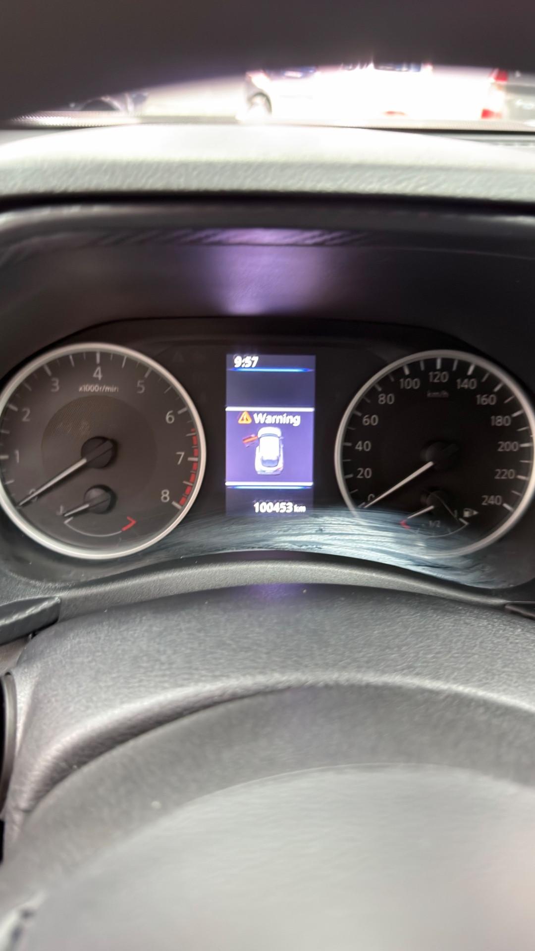 Nissan Juke 1.0 DIG-T 117 CV DCT Business