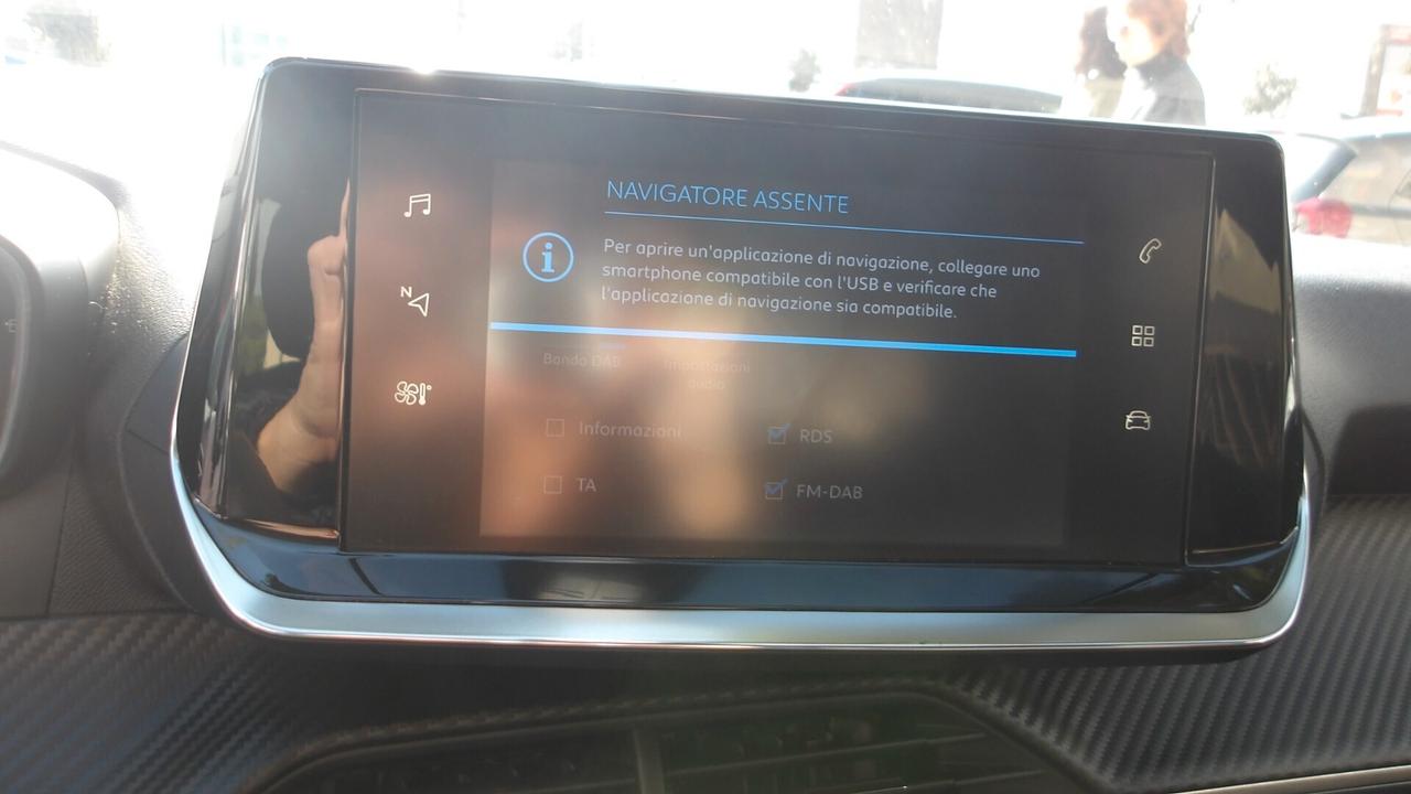 PEUGEOT 208 1.2 BENZ-PREZZO PROMO!