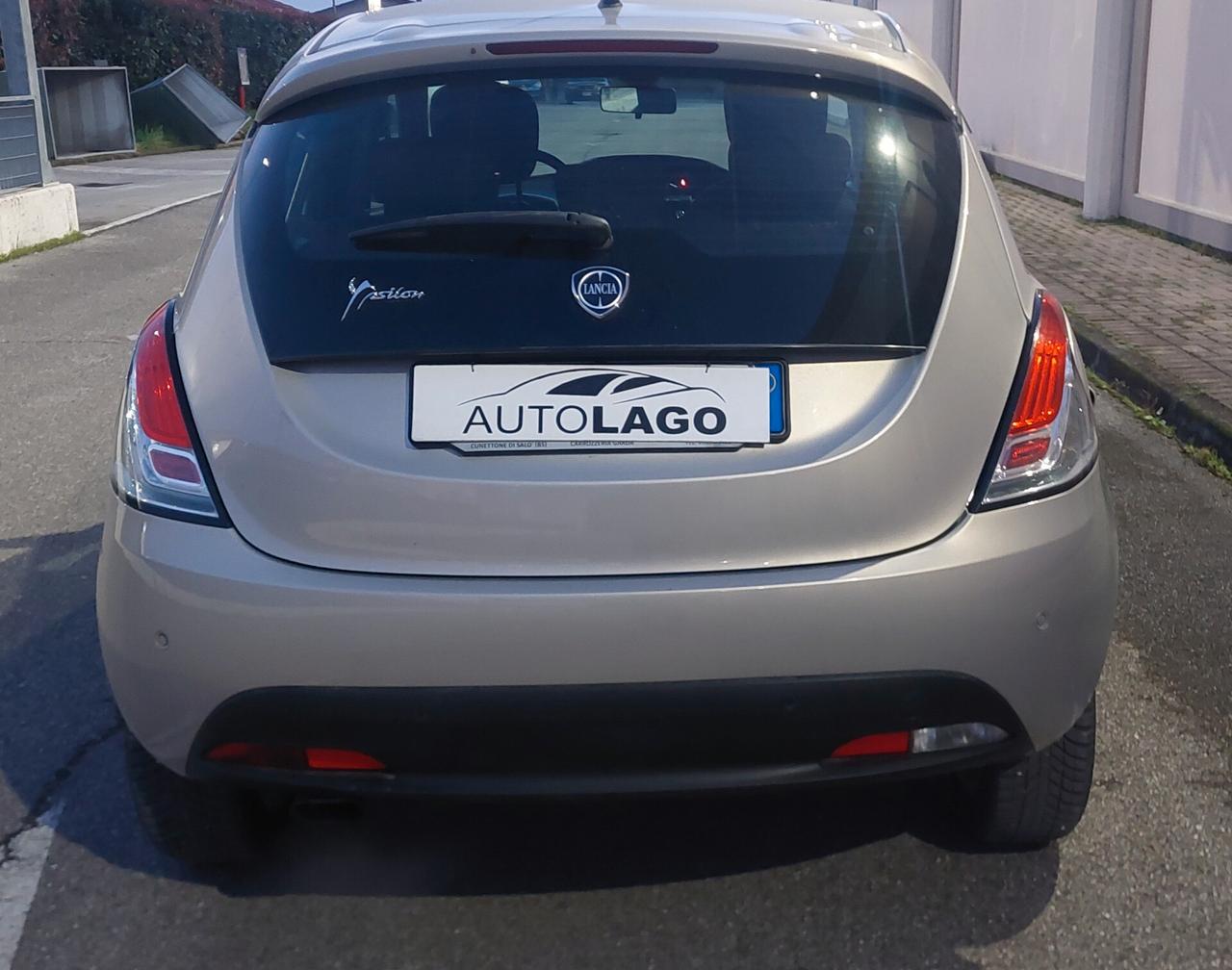 Lancia Ypsilon 0.9 TwinAir 85 CV.. Automatica..NEOPATENTATI