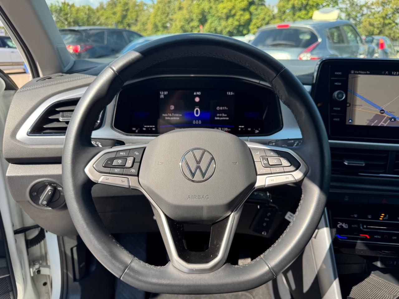 Volkswagen T-Roc 1.0 TSI Style ADATTA A NEOPTANTATI